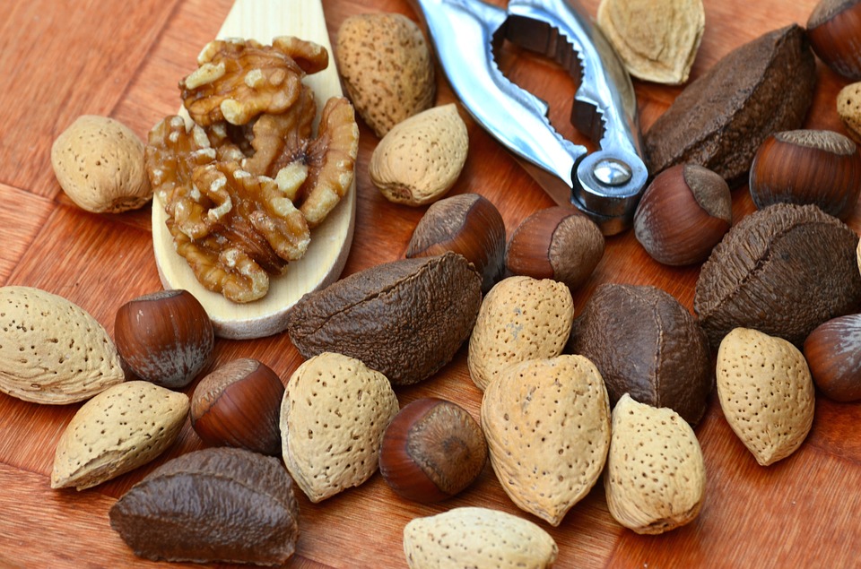 Tree nuts help prevent colon cancer.